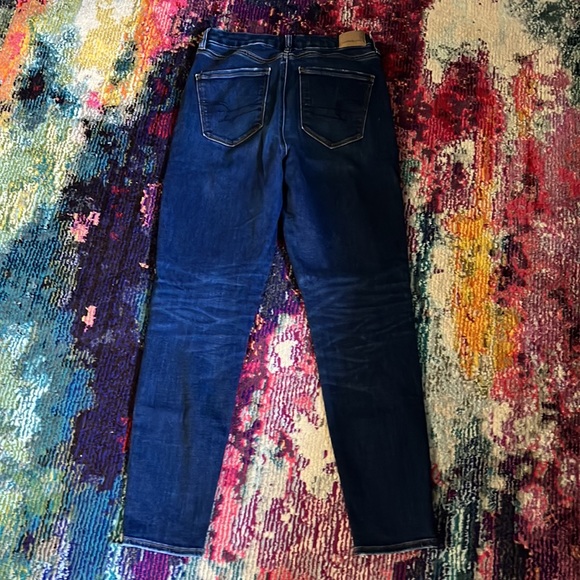 American Eagle Curvy Super Hi-Rise Jeggings - Picture 2 of 2